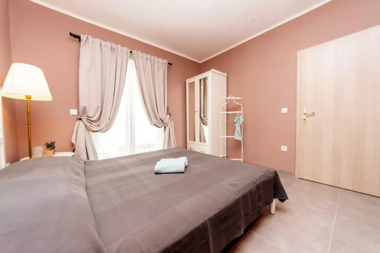 Apartment Ferienwohnung 24 Punta Sukošan