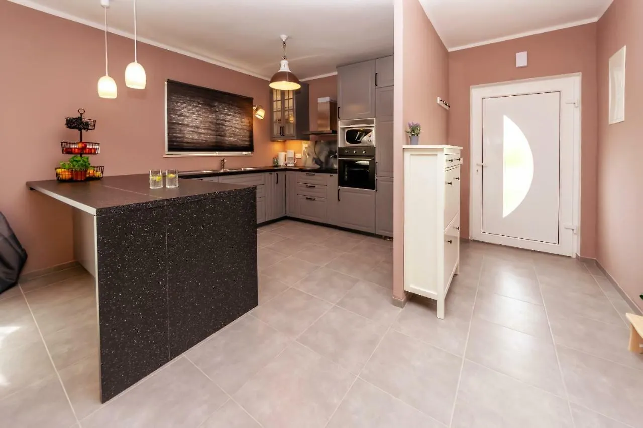 Ferienwohnung 24 Punta Sukošan