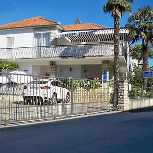 Apartment Vlado, Sukošan