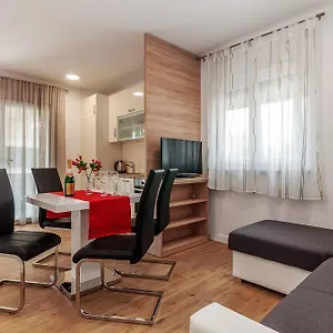 Apartment Lapidem, Sukošan